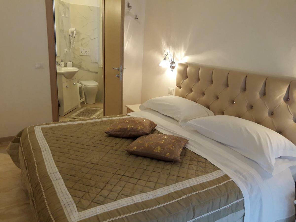 Affittacamere Sorrento Ventimiglia Ngoại thất bức ảnh