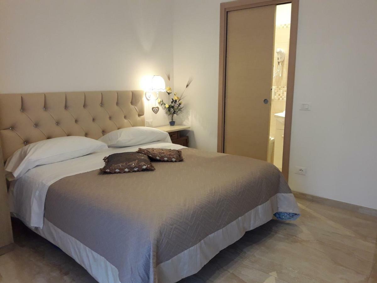 Affittacamere Sorrento Ventimiglia Ngoại thất bức ảnh